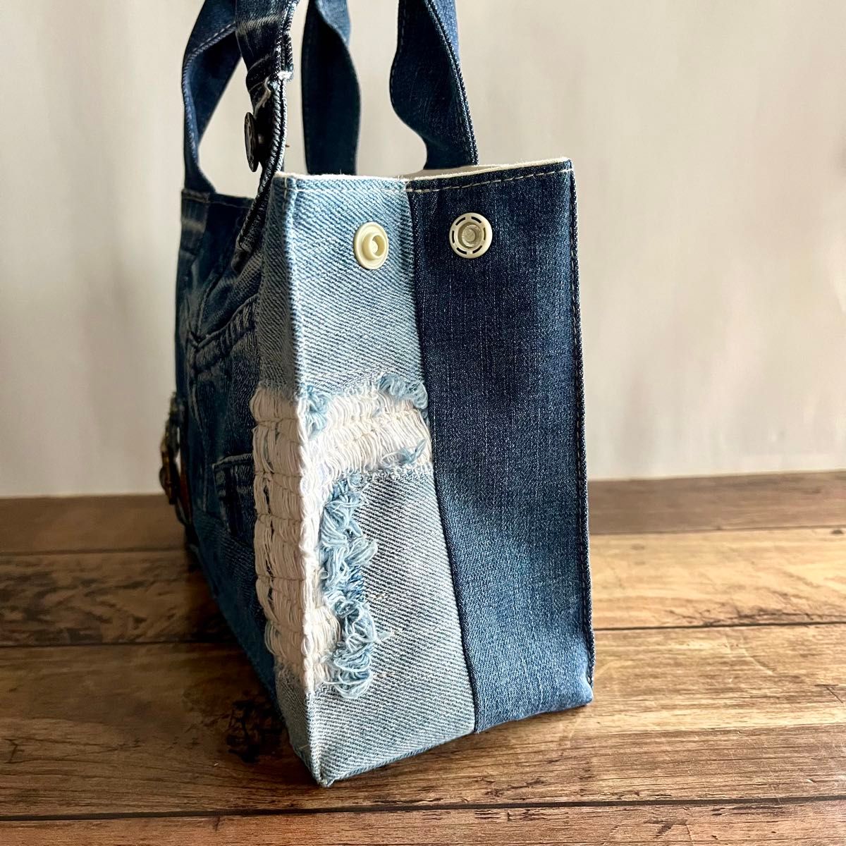 sale 紙袋風 デニムリメイク トートバッグ ハンドメイド バッグ sale 紙袋風 デニムリメイク トートバッグ ハンドメイド バッグ