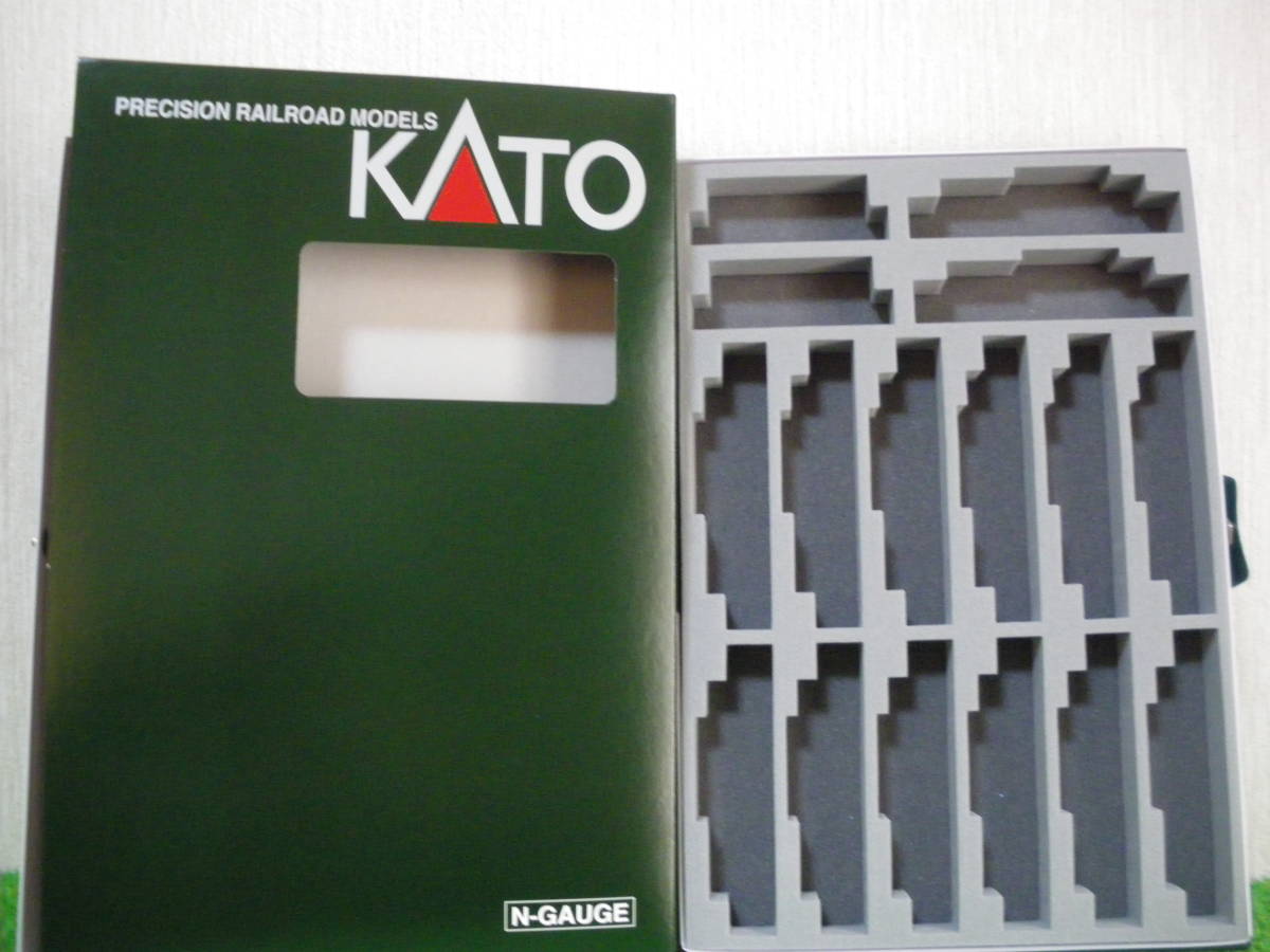 【KATO】ブックケース　CASCOウレタン付き　空ケース５冊セット_１冊目　CASCOタキ用ウレタン
