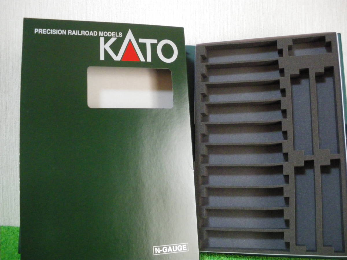【KATO】ブックケース　CASCOウレタン付き　空ケース５冊セット_３冊目　CASCOワキ用ウレタン
