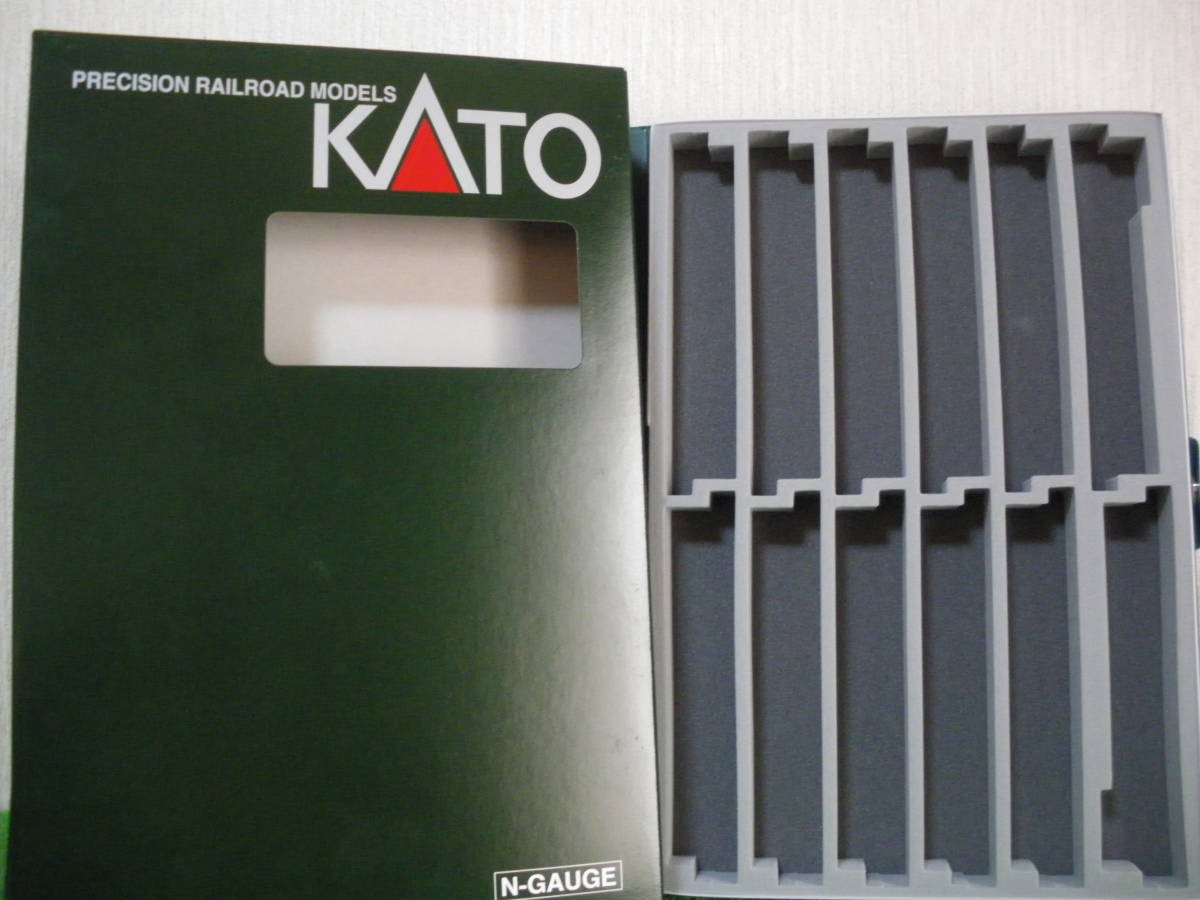 【KATO】ブックケース　CASCOウレタン付き　空ケース５冊セット_５冊目　CASCコキ用ウレタン