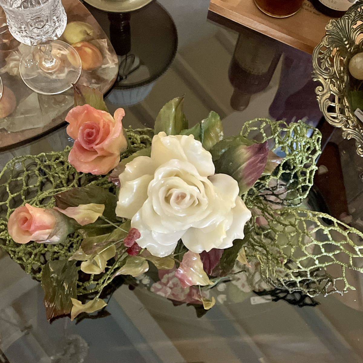 r1022 エレガントなバラ セラフィオーレ ロウの花 フラワーアレンジメント ローズ 豪華で華やかな仕上がり ハンドメイド インテリア雑貨_画像8