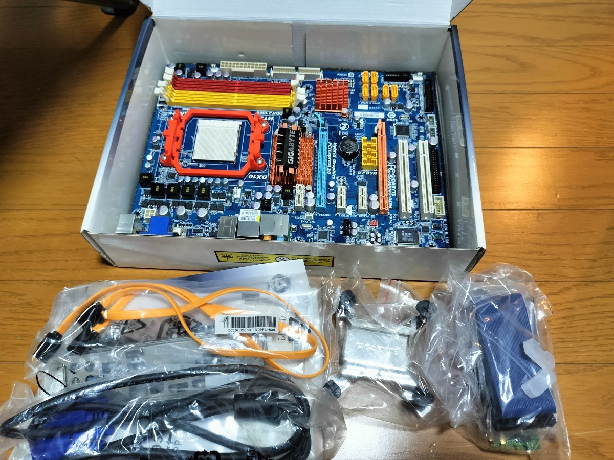 GIGABYTE MA78G-DS3H(AMD AthlonX2 5050e付)_画像2