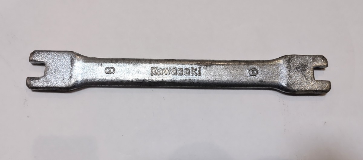  Kawasaki original nipple wrench 8 number -9 number spoke wheel spoke around . exclusive use tool that 2