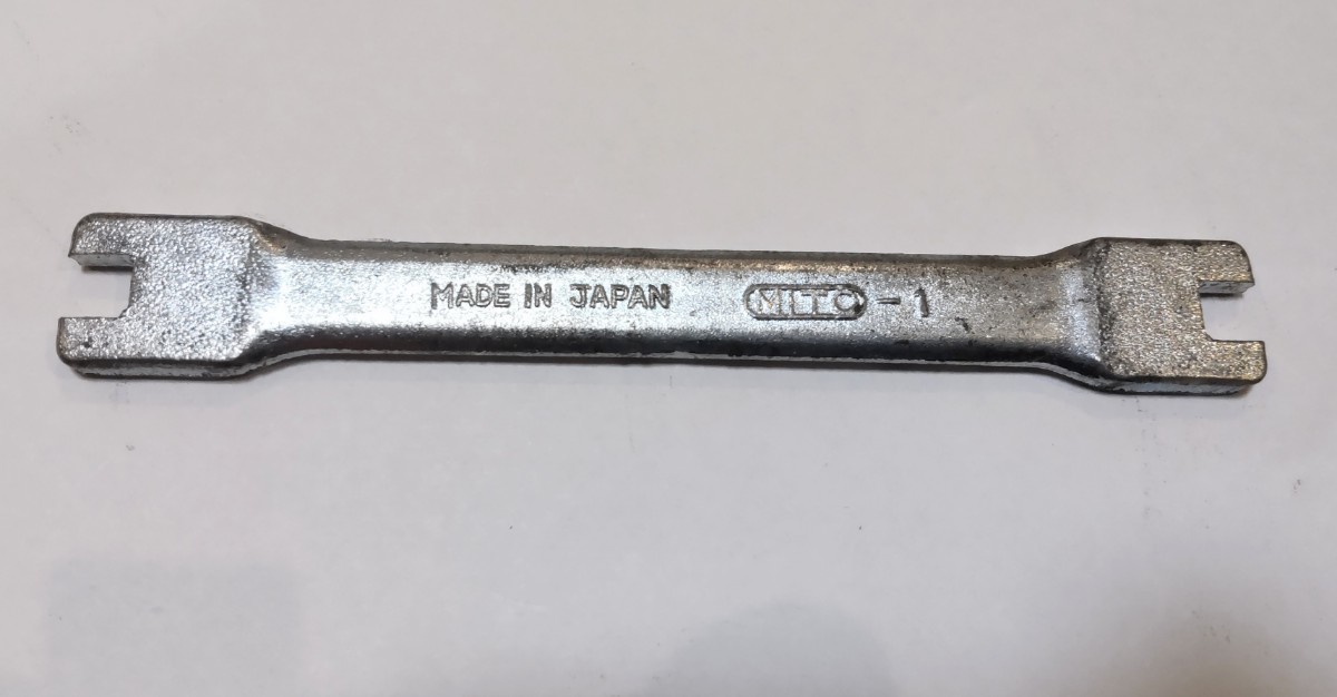  Kawasaki original nipple wrench 8 number -9 number spoke wheel spoke around . exclusive use tool that 2