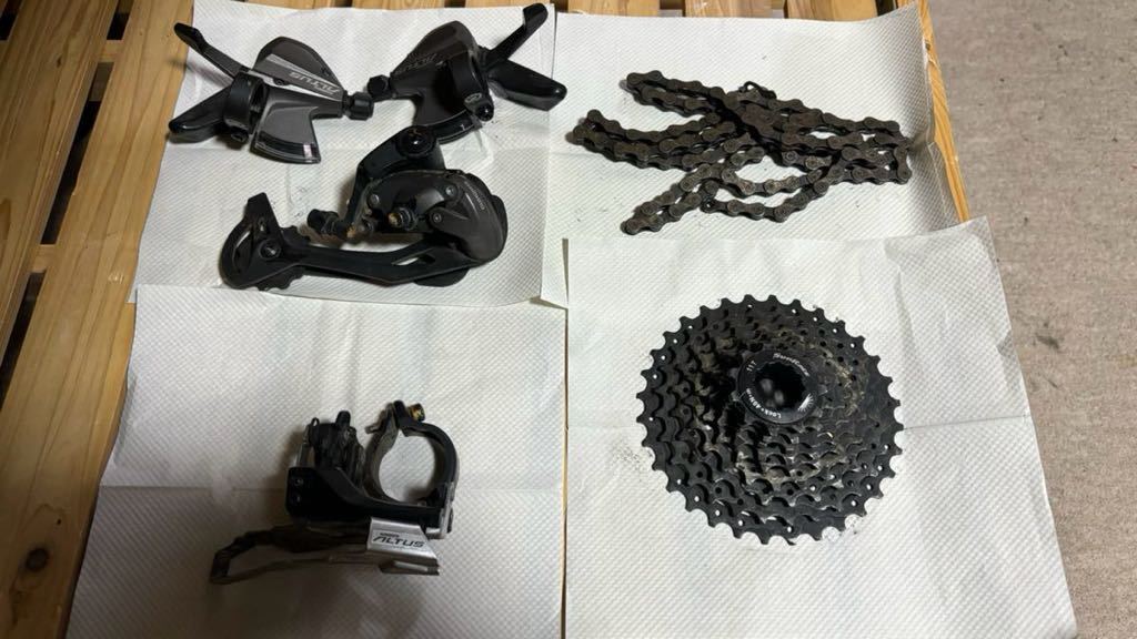 シマノ　アルタス　9S コンポ セット9速化　SHIMANO 自転車_画像1