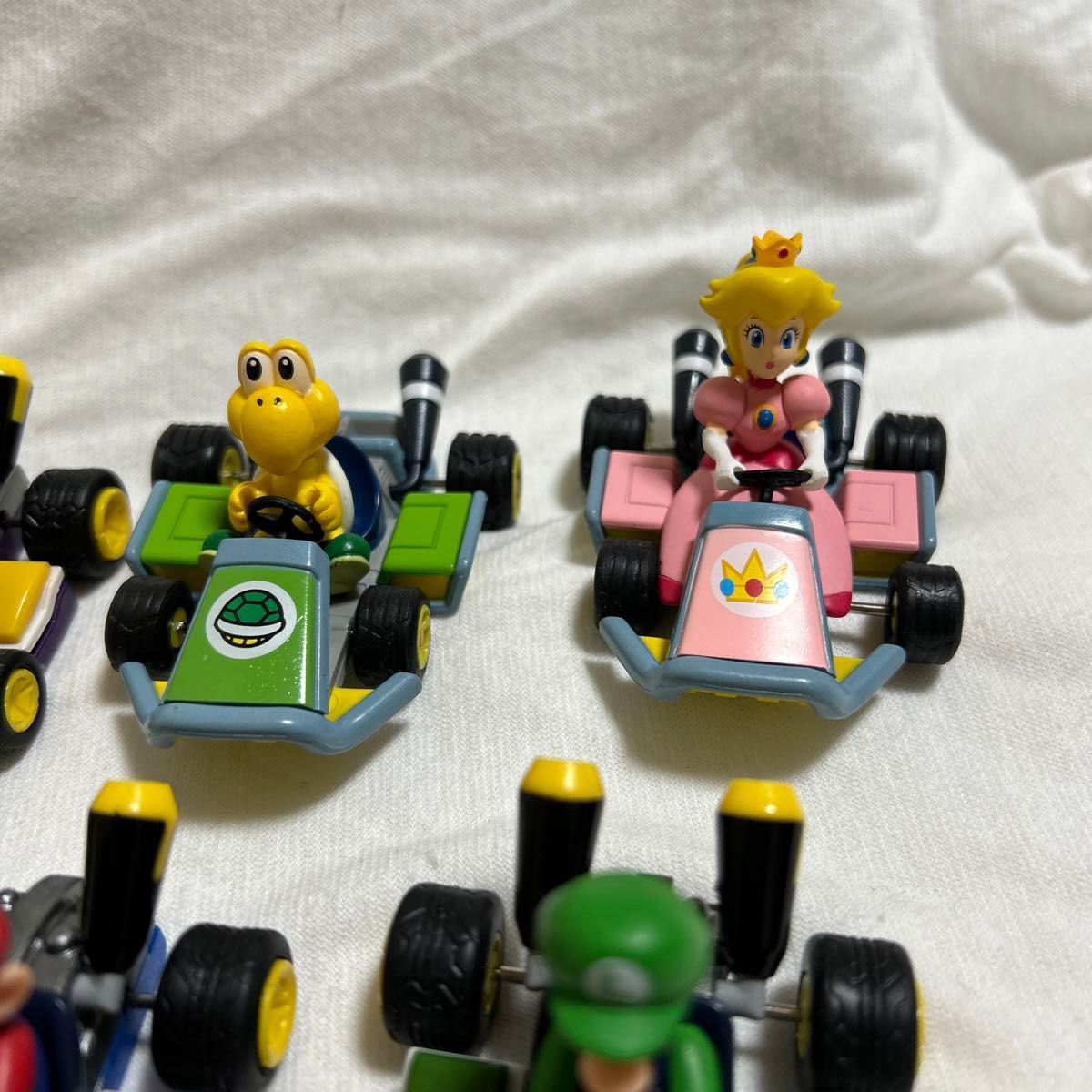 スーパーマリオ　プルバックカー　マリオカート　5台 ルイージ マリオ ワリオ ピーチ姫 プルバックカー マリオカート