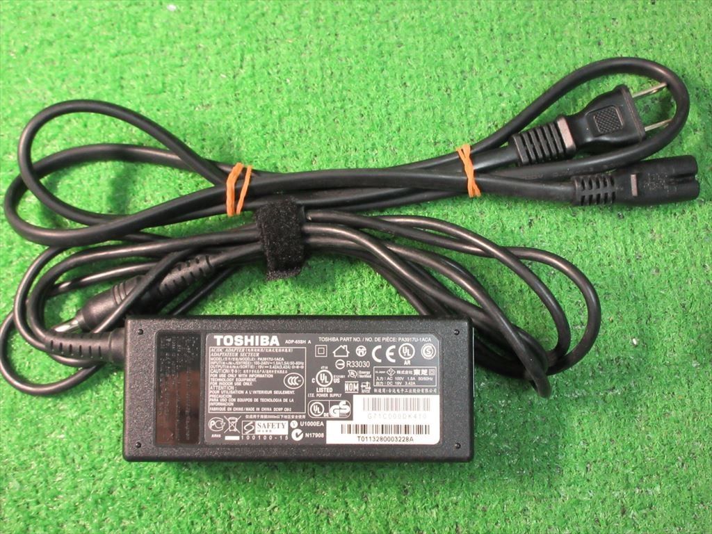 ●19V 3.42A 径5ｍｍ 東芝 中古 テスト済 純正 ACアダプター PA3917U-1ACA 