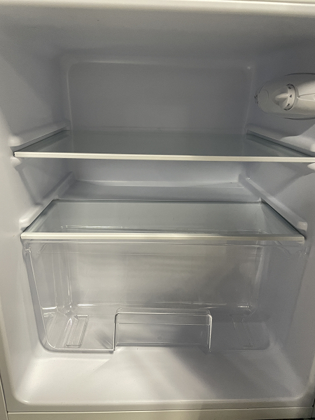 【良品】アイリスオーヤマ 2ドア冷蔵庫 AF81-W 2019年製 通電確認済み 81L 6段階の温度調節 小物・ボトルポケットやクリアケース付きの画像5