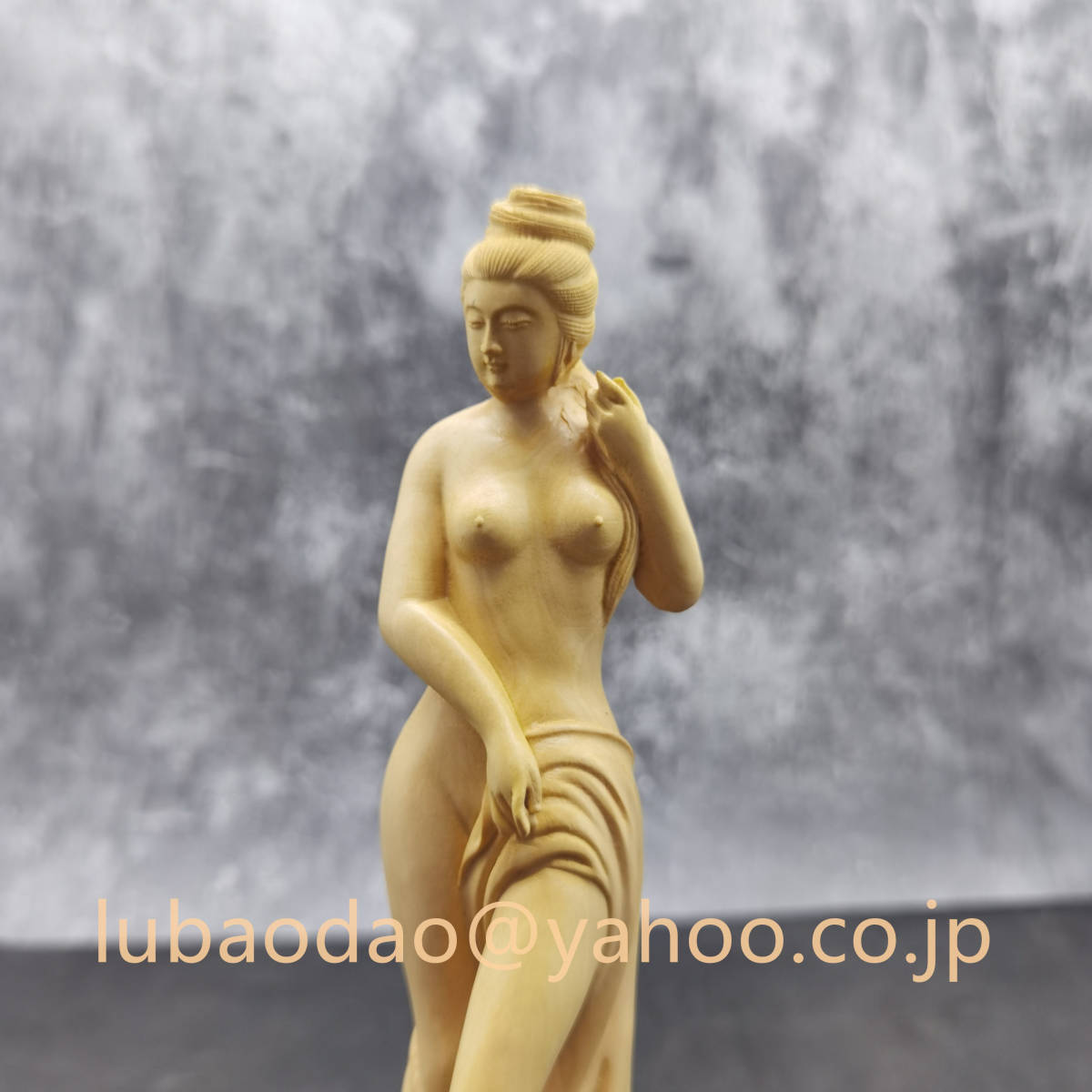 実木彫刻の 木工細工 裸婦像 彫刻 女性 美術工芸品 _画像6