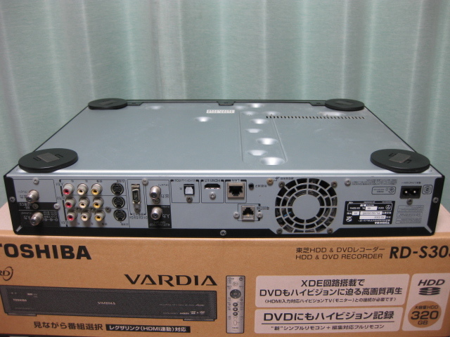 TOSHIBA　VARDIR　RD-S303　HDD & DVD レコーダー　純正リモコン付属　ジャンク　_画像7