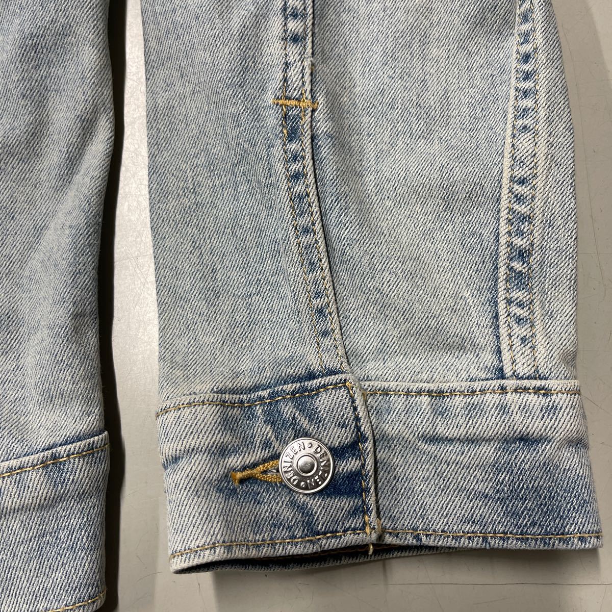 リーバイス アウター デニムジャケット Gジャン Levi's DENIZEN トラッカージャケット 807490003 TYPEIII サード 3rd ジージャン 未使用の画像6