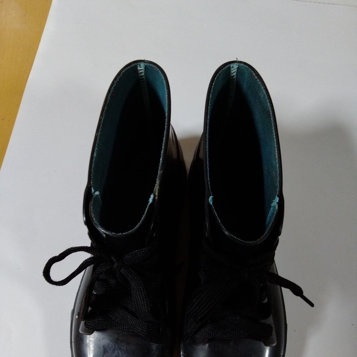  rain shoes black 37(23 about ) rain shoes inner cover ( unused )