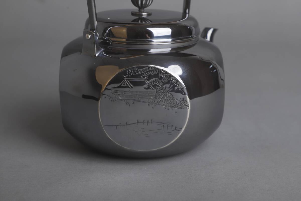  original silver guarantee middle river .. structure four chamfering hot water .. thousand landscape map carving silver bin era thing work of art . tea utensils 