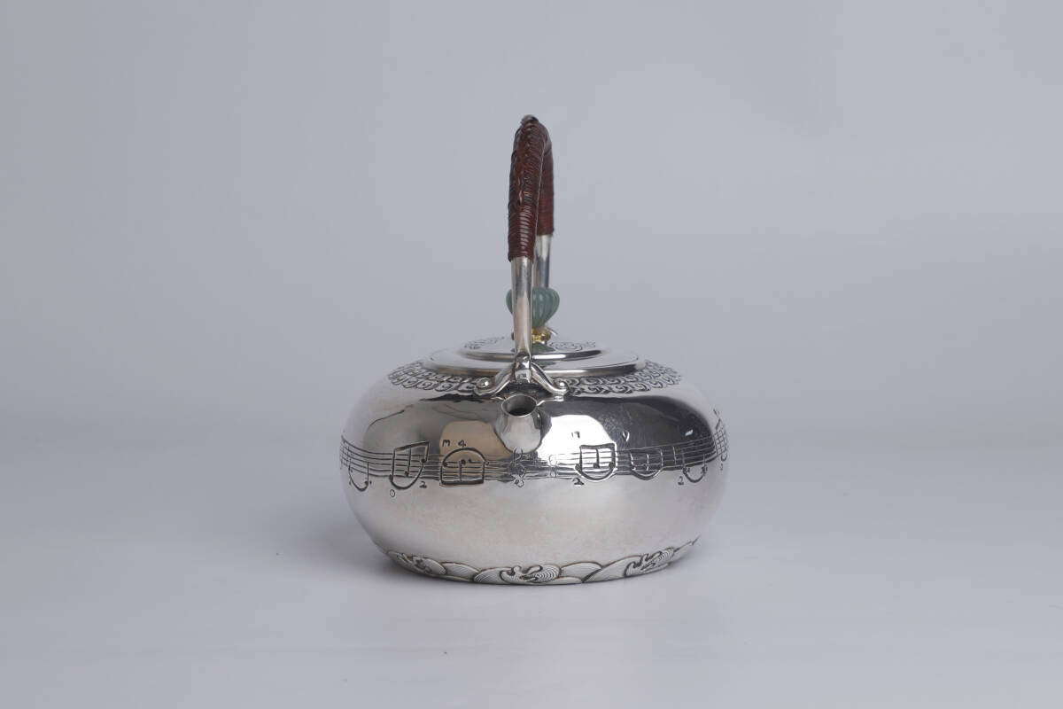  оригинальный серебряный гарантия средний река .. структура звук . map гравюра шар . серебряный бутылка времена предмет художественное изделие . чайная посуда 