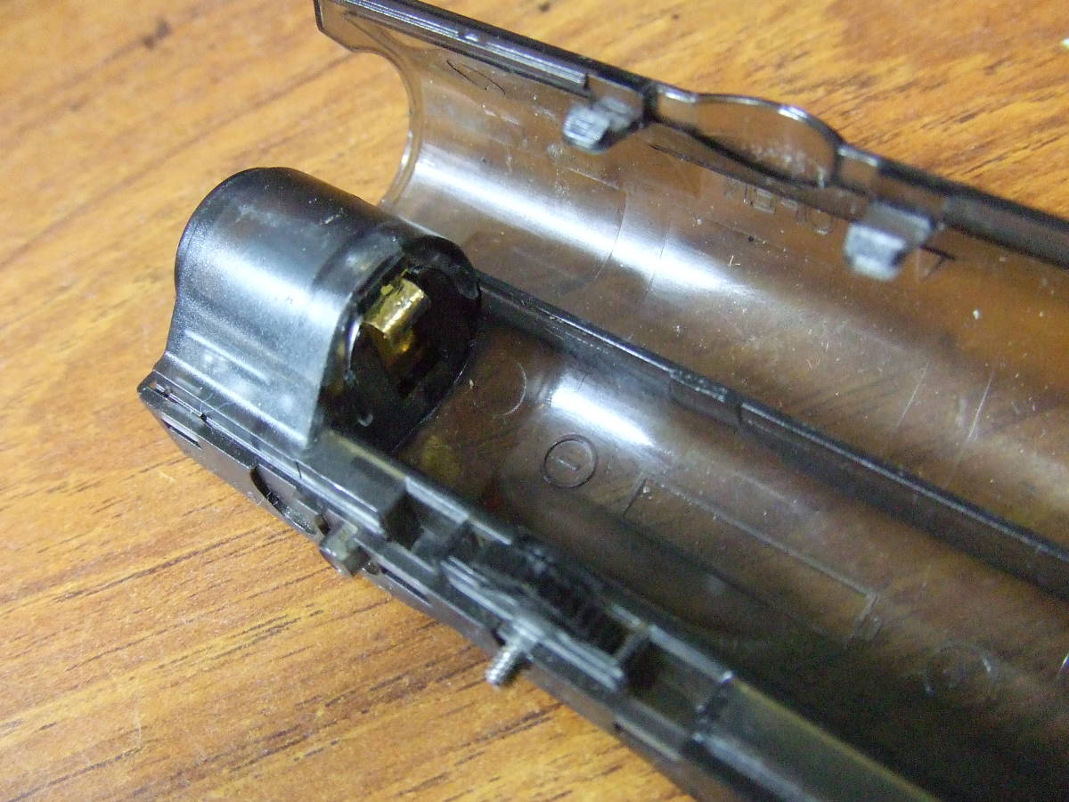 h62 シャープ SHARP ポータブルMDプレーヤー用　乾電池用バッテリーケースのみ 中古　動作品_画像9