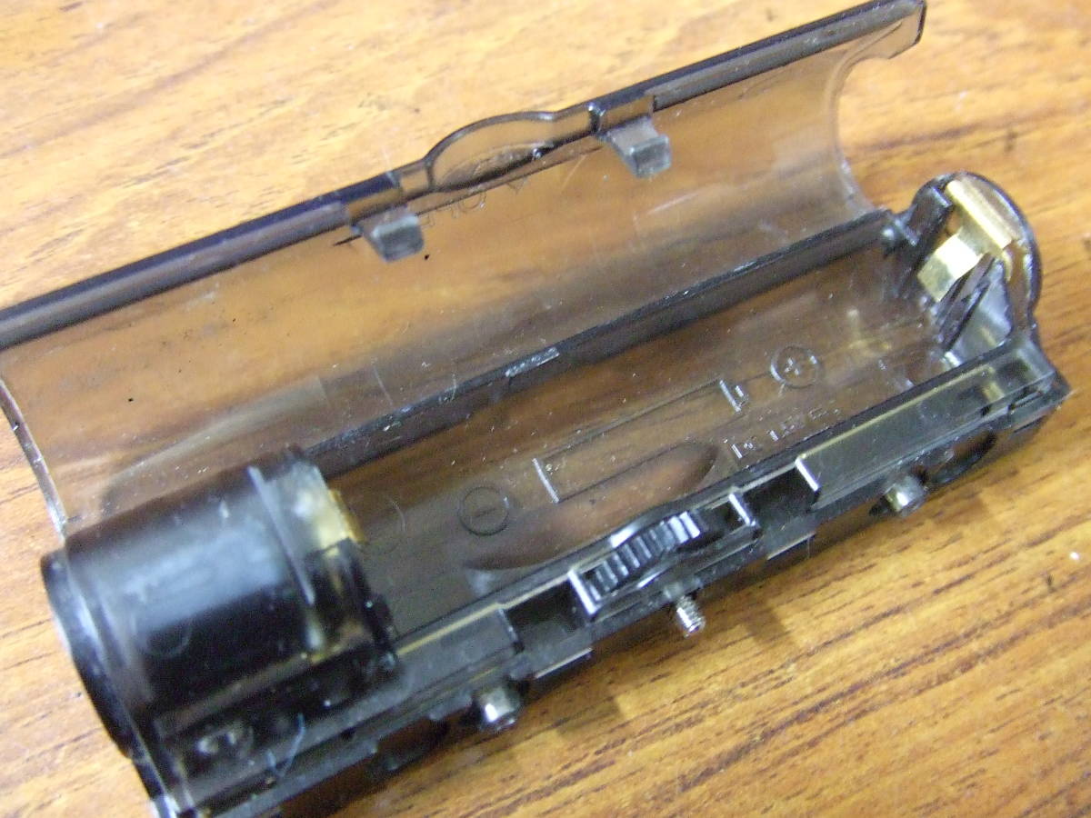 h62 シャープ SHARP ポータブルMDプレーヤー用　乾電池用バッテリーケースのみ 中古　動作品_画像8