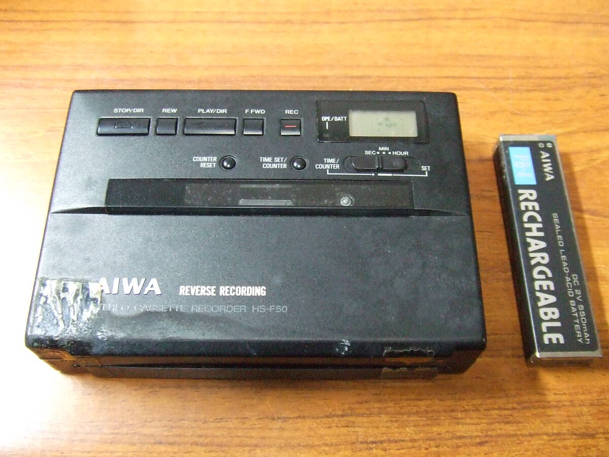 h241 アイワ/aiwa HS-F50 ポータブルカセットプレーヤー/カセットレコーダー 中古 未確認 本体 ジャンクの画像1