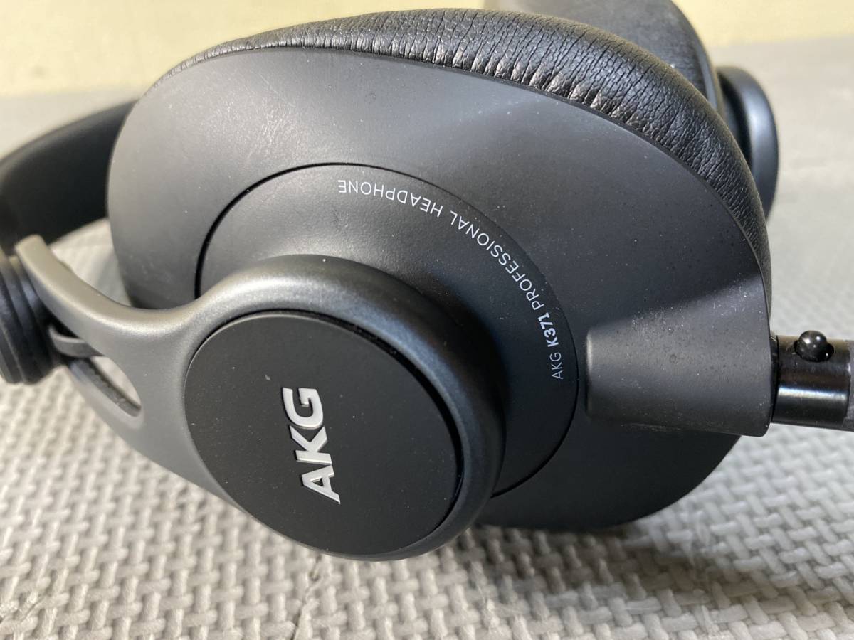 212 AKG アーカーゲー ヘッドホン K371_画像4