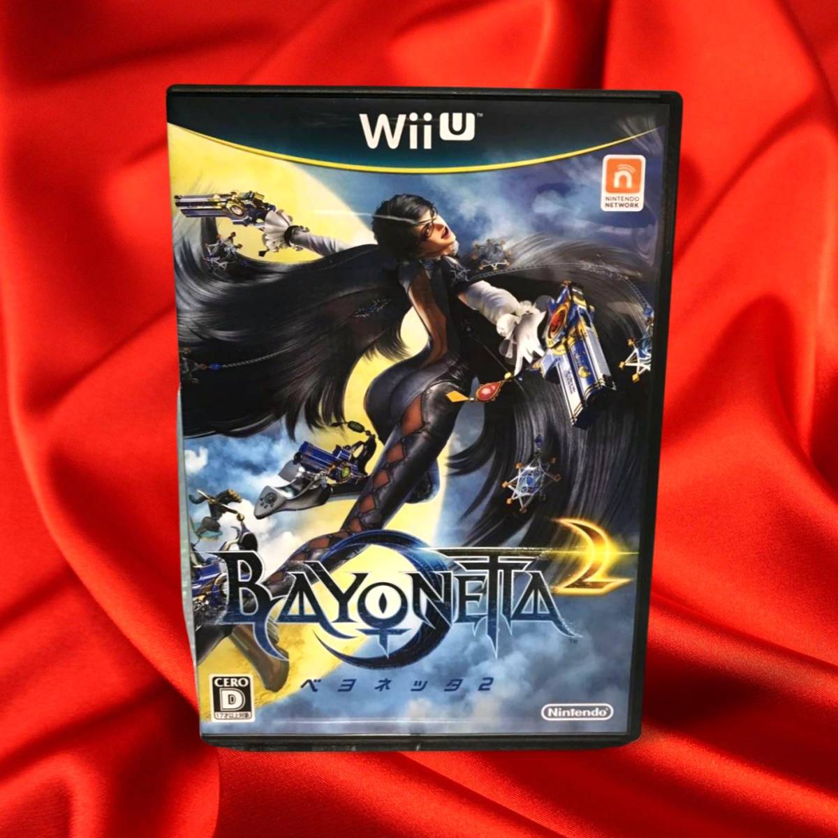 Wii U version Bayonetta 2 (Wii U version [ Bayonetta ]. game disk including in a package )