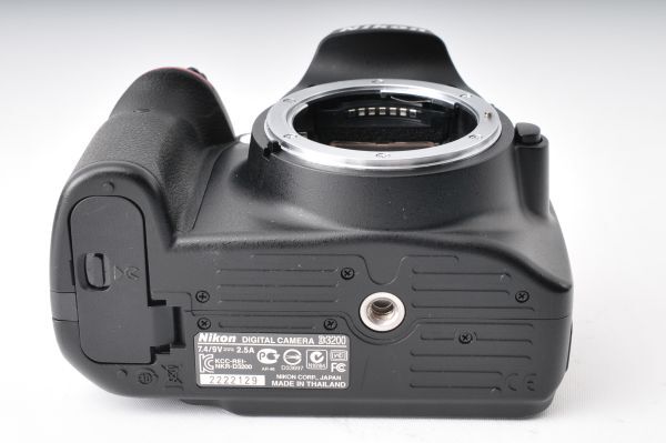 [極美品] Nikon D3200 AF-S 18-55mm BOX