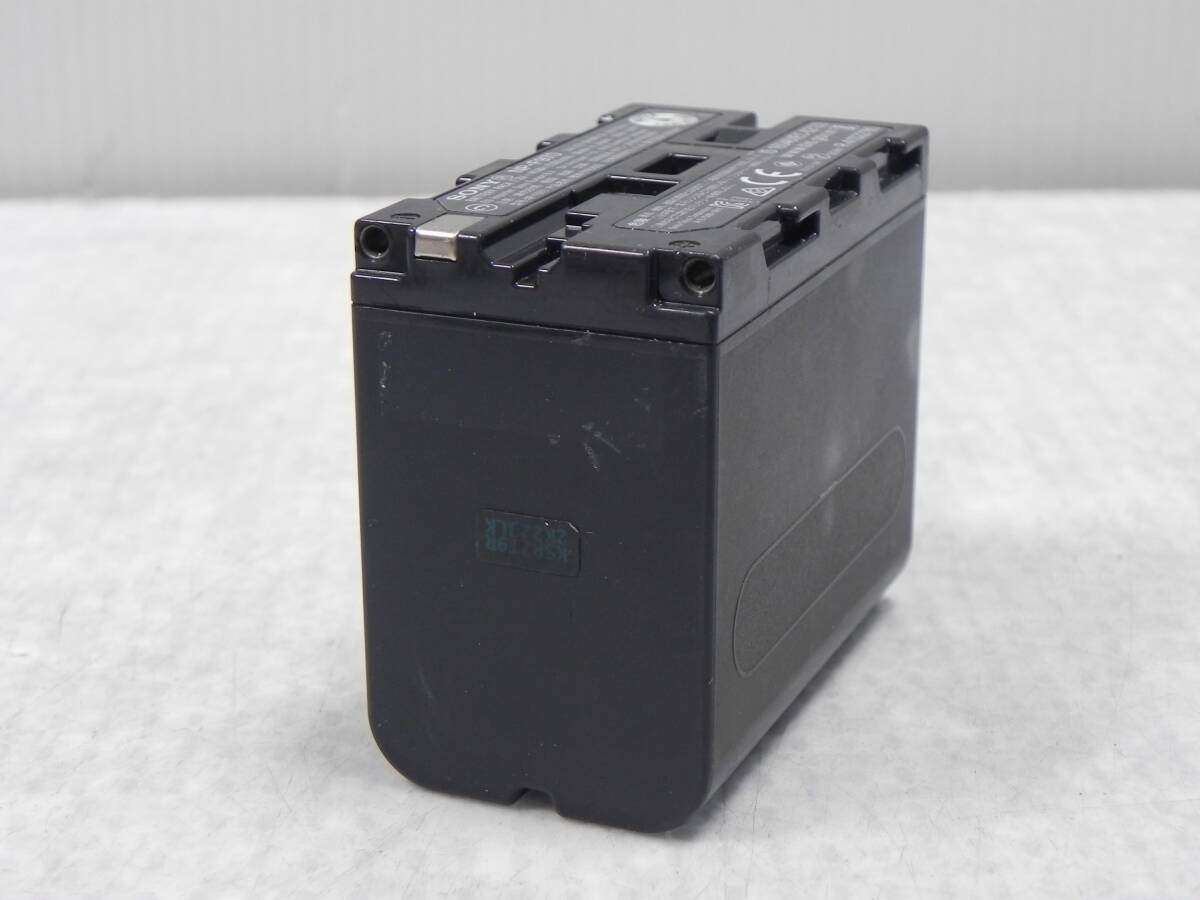 E7247 & ソニービデオカメラ用バッテリーNP-F970 (7.2V-45Wh) 残量608分の画像2
