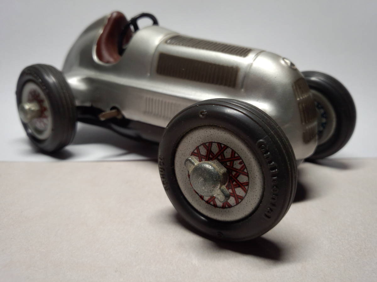  Schuco Studio No.1050 Mercedes Grand Prix 1936
