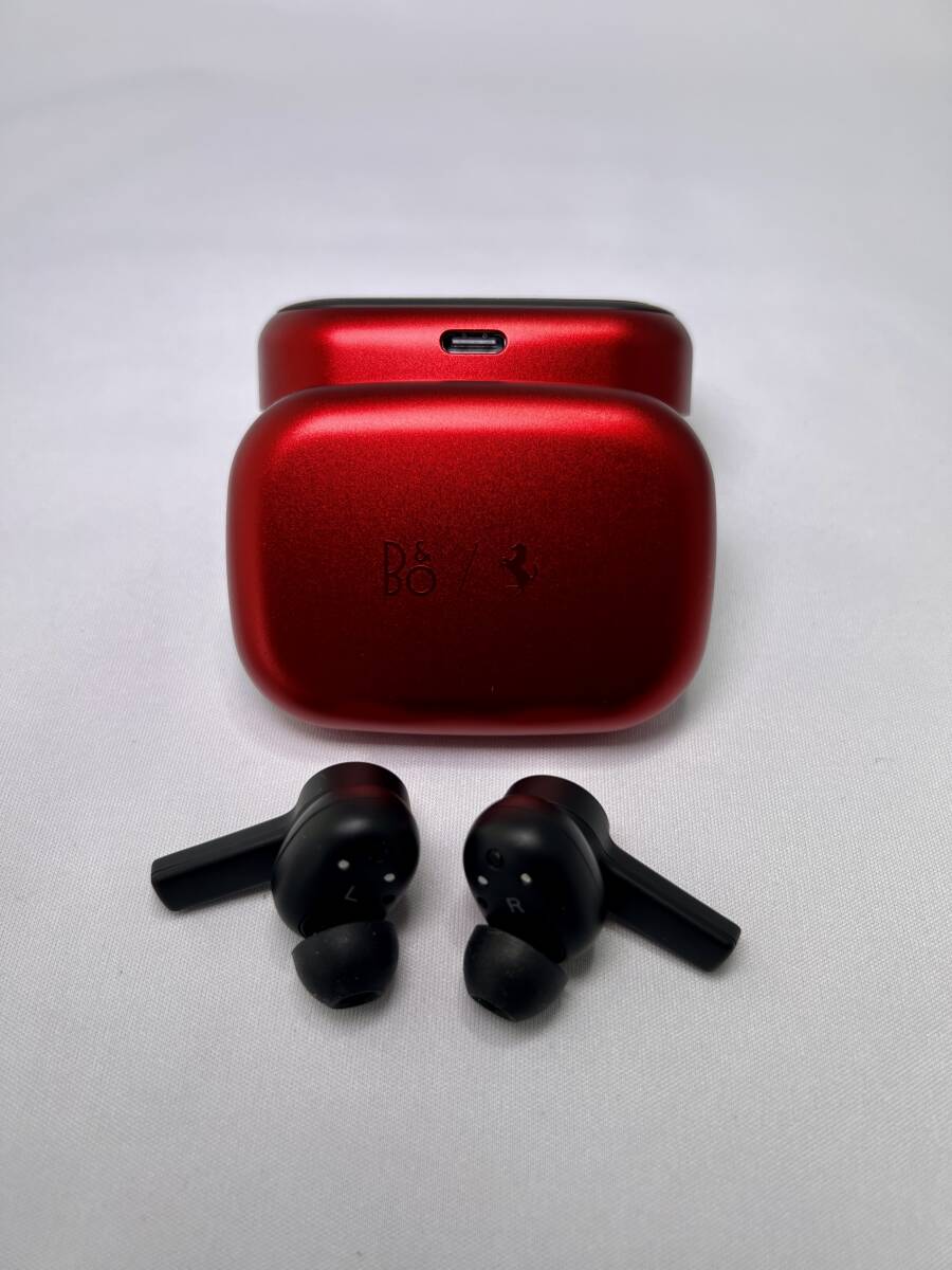 送料無料 Bang & Olufsen BEOPLAY EX Ferrari Edition 送料無料 Bang & Olufsen BEOPLAY EX Ferrari Edition