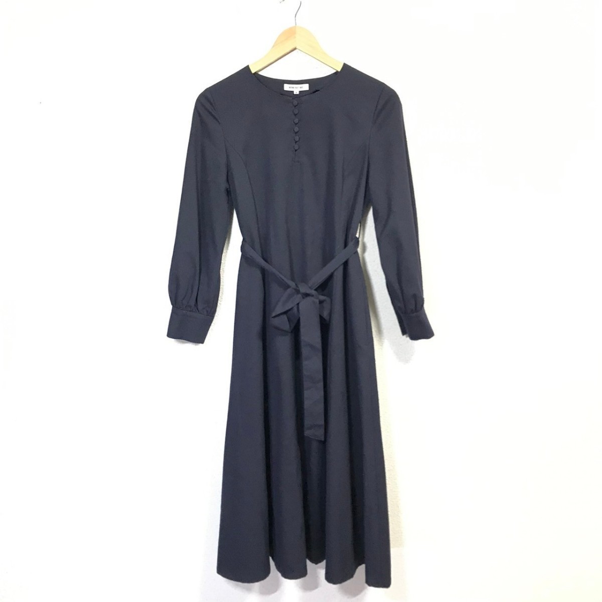 F9799dL NATURAL BEAUTY BASIC Natural Beauty Basic size M long One-piece navy navy blue color ribbon beautiful . classical 