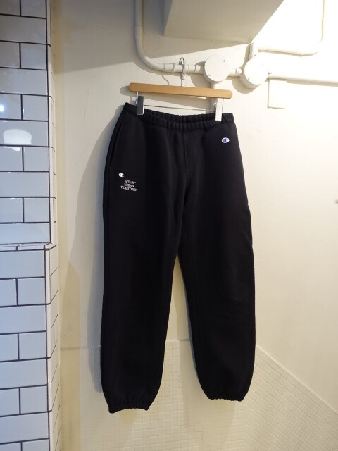 WTAPS × チャンピオン　スウェット　パンツ　22AW　C8-X214