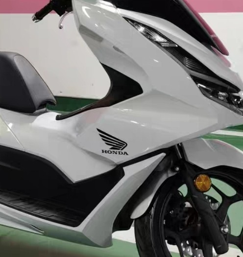 ホンダ　ブラック 黒立体3Dエンブレム　大【ブラック】HONDAステッカー　カスタム2枚セット エンブレム 両面テープ 本田 デカール カスタム_画像6