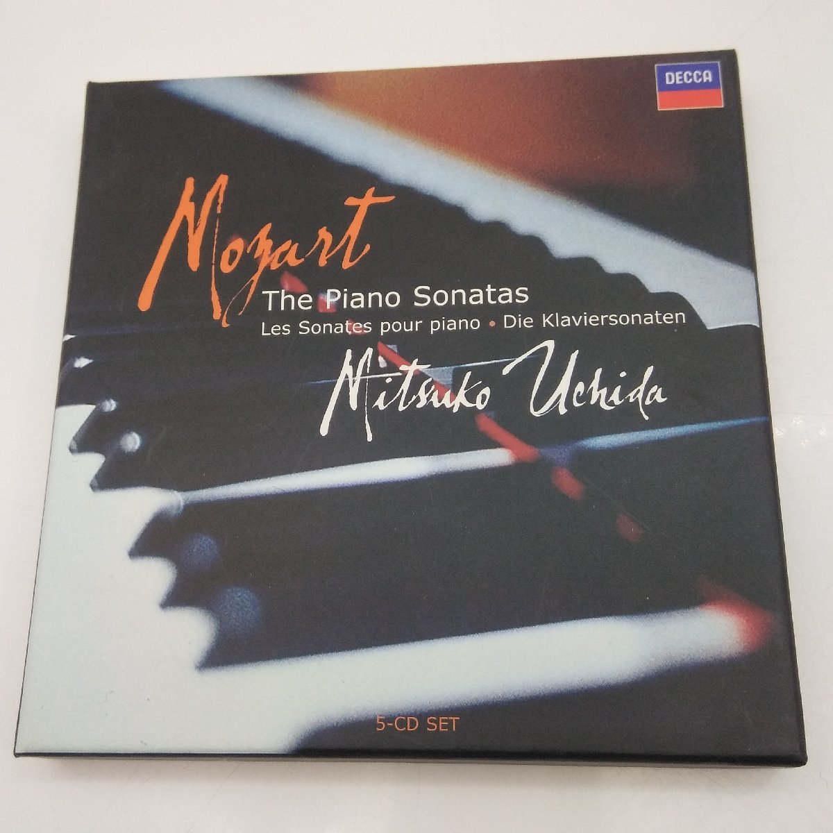 2388 【輸入盤CD】 内田光子 CD Mozart: The Piano Sonatas CD５枚組_画像1