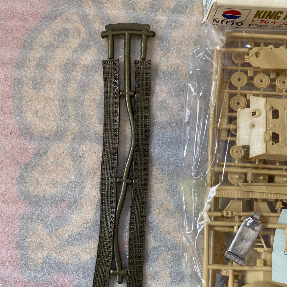 NITTO ニットー◇ KING TIGER キングタイガー 1/76 ヘンシェル型 戦車 ドイツ軍◇箱傷み有り◇未組み立て_画像4