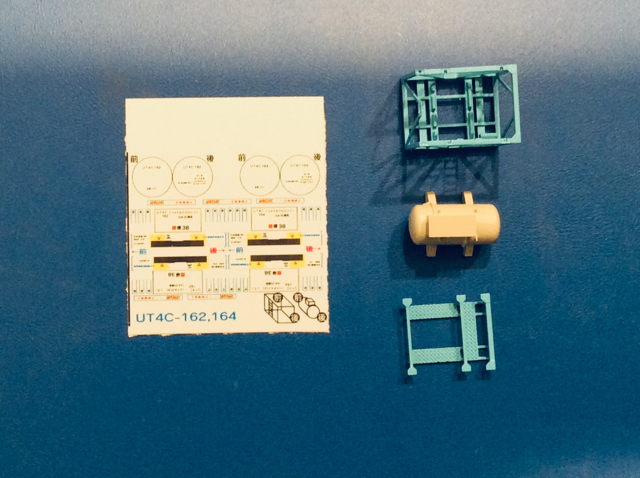 ☆ UT4C トリメチルクロロシラン専用タンクコンテナデカール＋塗装済コンテナ1個 1円スタート 162,164_画像4