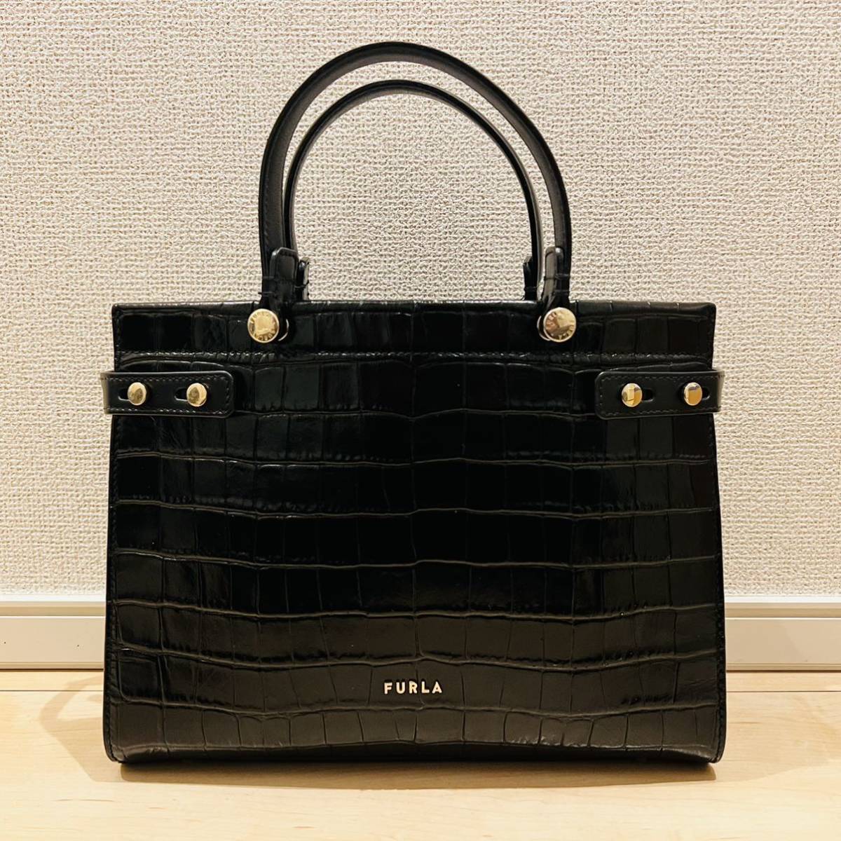 【美品】FURLA フルラ ハンドバッグ クロコ型押し ブラック 黒