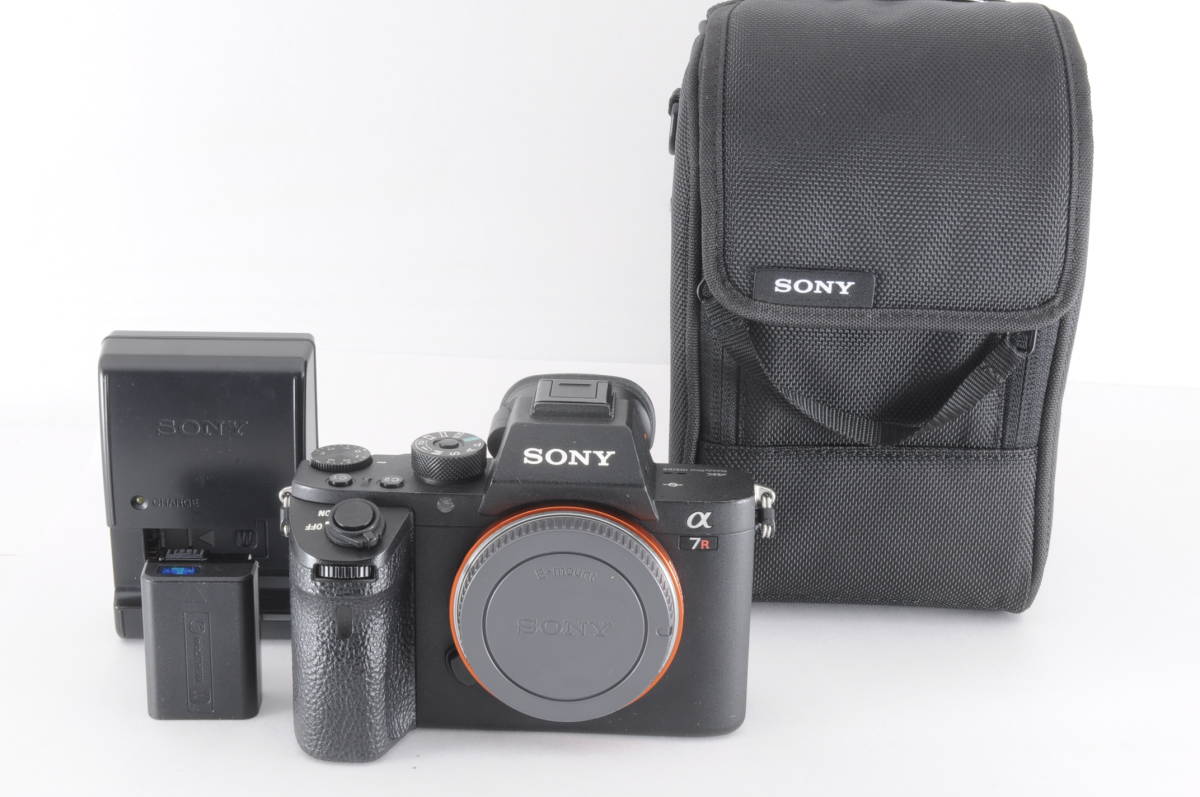 良品】SONY α7R II ILCE-7RM2 箱・レンズケース付き カウント 1 良品】SONY α7R II ILCE-7RM2 箱・レンズケース付き カウント 1