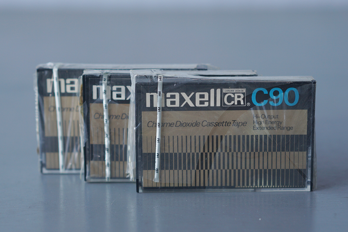 maxell/マクセル CHROME DIOXIDE CR C90 ハイポジ カセットテープ 未使用品 シュリンク包装劣化 3本 [TYPE II][CrO2][HIGH][同梱可]_画像1