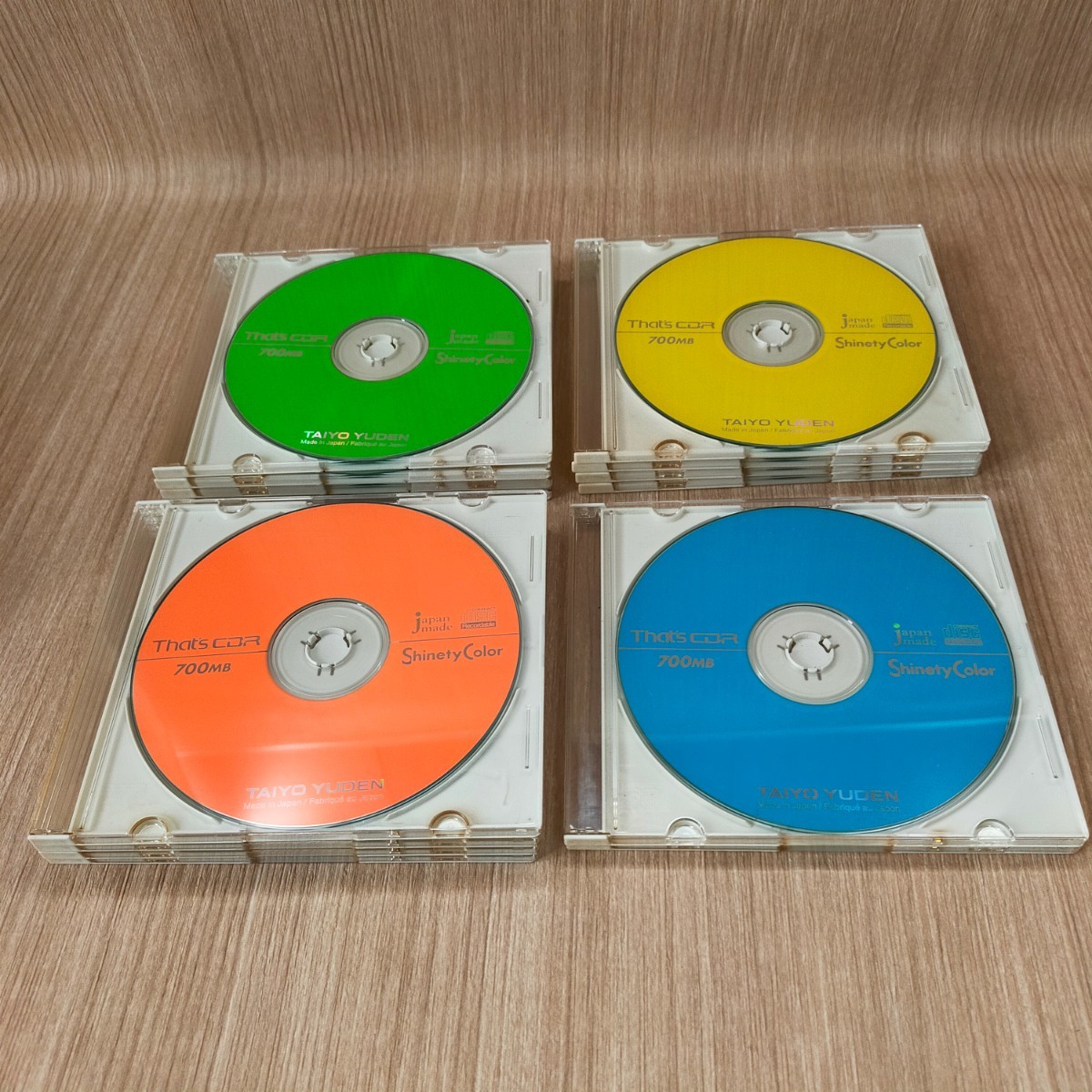 太陽誘電 That's 700MB 1〜24倍速 14枚組 データ用 CD-R 日本製 TAIYO YUDEN　ザッツ 4色 カラー 14 DISCS 【開封済み未使用】_画像6