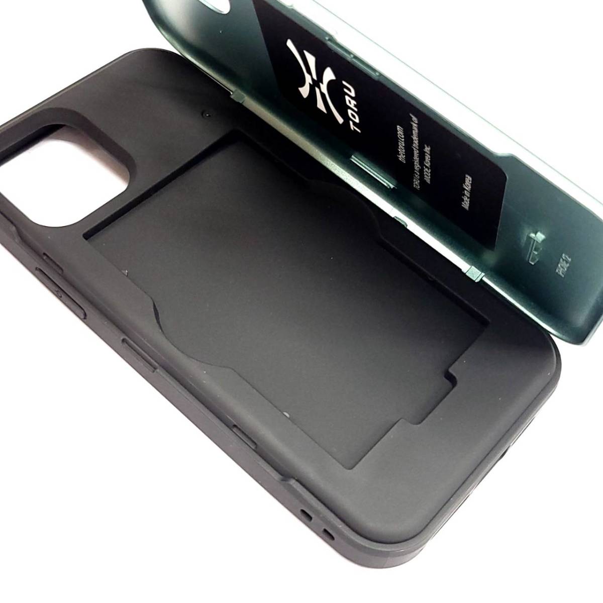 ★【在庫処分価格】TORU CX PRO iPhone 12/12 Pro ケース カード 収納背面 3枚 カード入れ カバ― ミッドナイトグリーン☆C02-096a_画像4