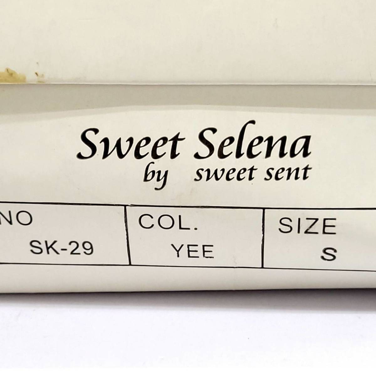 ★【在庫処分価格】【訳有り】Sweet Selena スウィートセレナ パンプス 美脚 イエロー Ｓサイズ ピンヒール エナメル☆F02-301ｐ_画像8