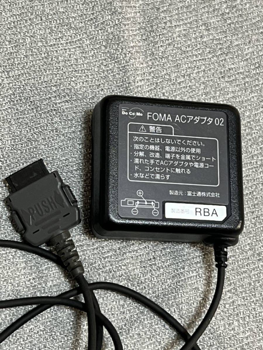 FOMA ACアダプタ 02 富士通 充電器 ドコモ NTTドコモ ACアダプター 携帯電話 _画像1