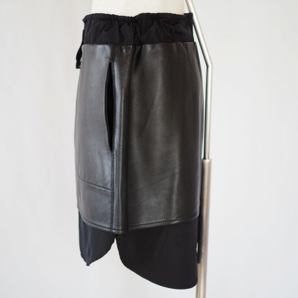 #wnc SALE デレクラム DEREK LAM スカート 0 黒 フェイクレザー 無地 ミニ 異素材 ポケット レディース [669444]_画像2