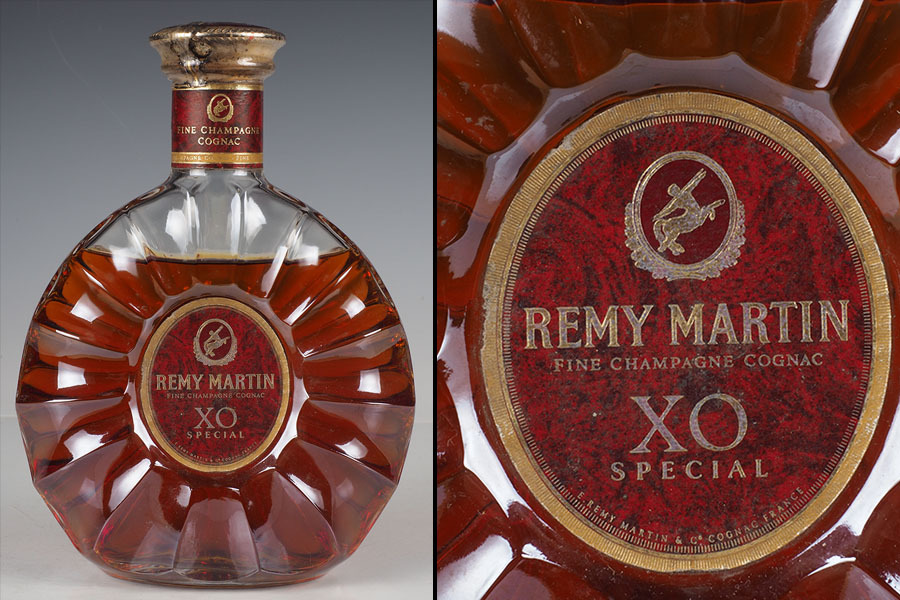 EB62 古酒 未開栓 金キャップ 旧ラベル レミーマルタン XO REMY MARTIN XO SPECIAL レミーマルタン XO スペシャル 700ml 40％_画像1