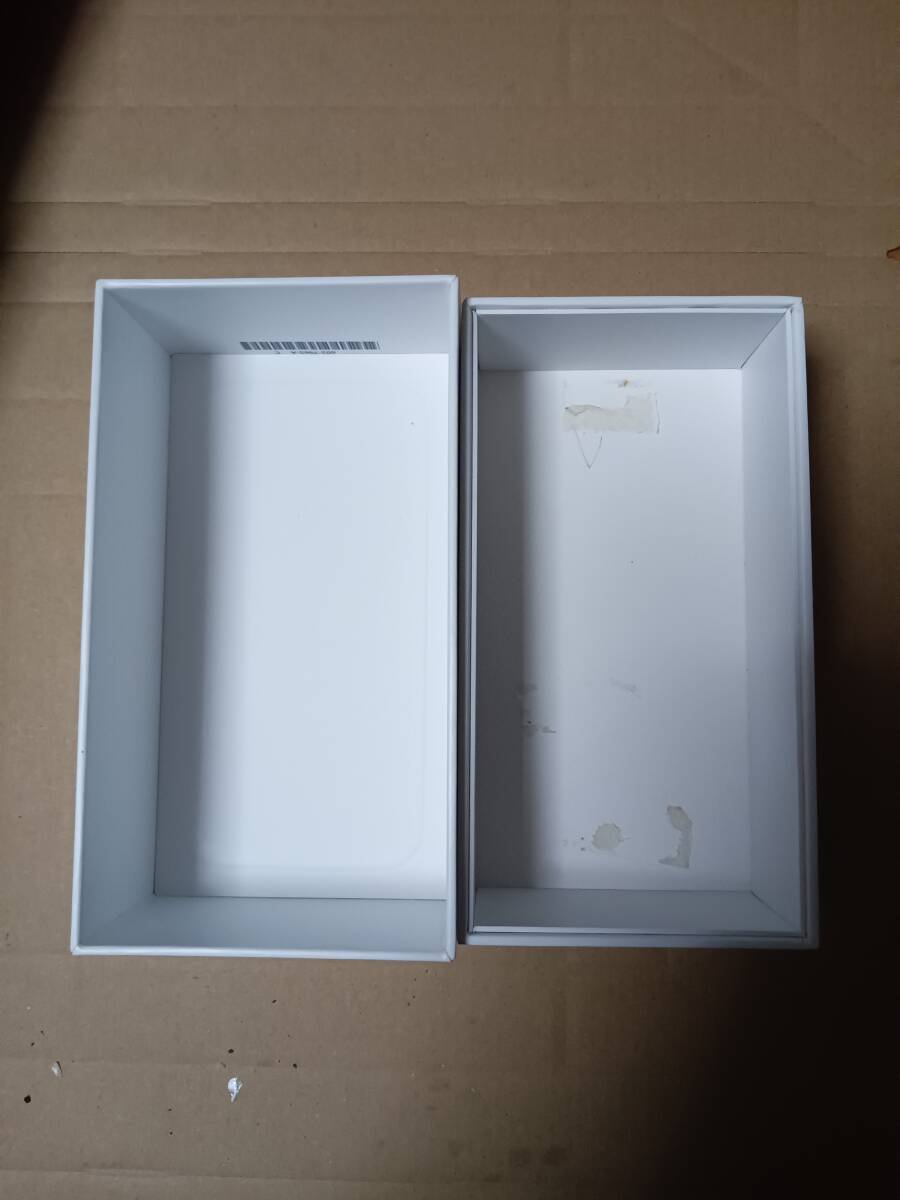 iPhone 5 16GB SoftBank [ホワイト&シルバー]の箱のみ_画像3