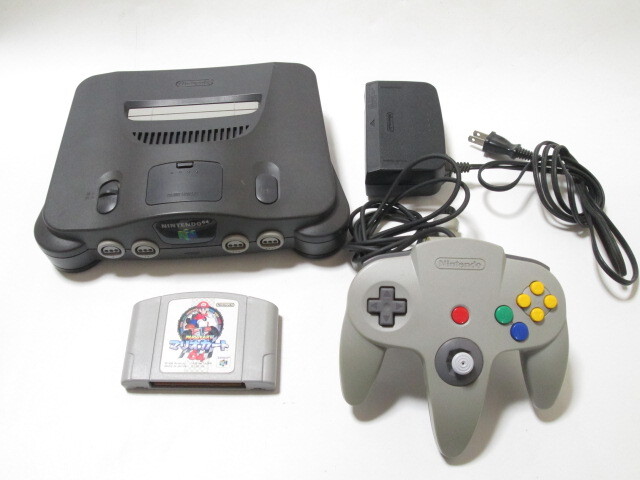 [feb2 BY7549] 任天堂 ニンテンドー NINTENDO 64 本体 NUS-001 / コントローラー NUS-005 / マリオカート64 ソフト 【通電確認済】の画像1