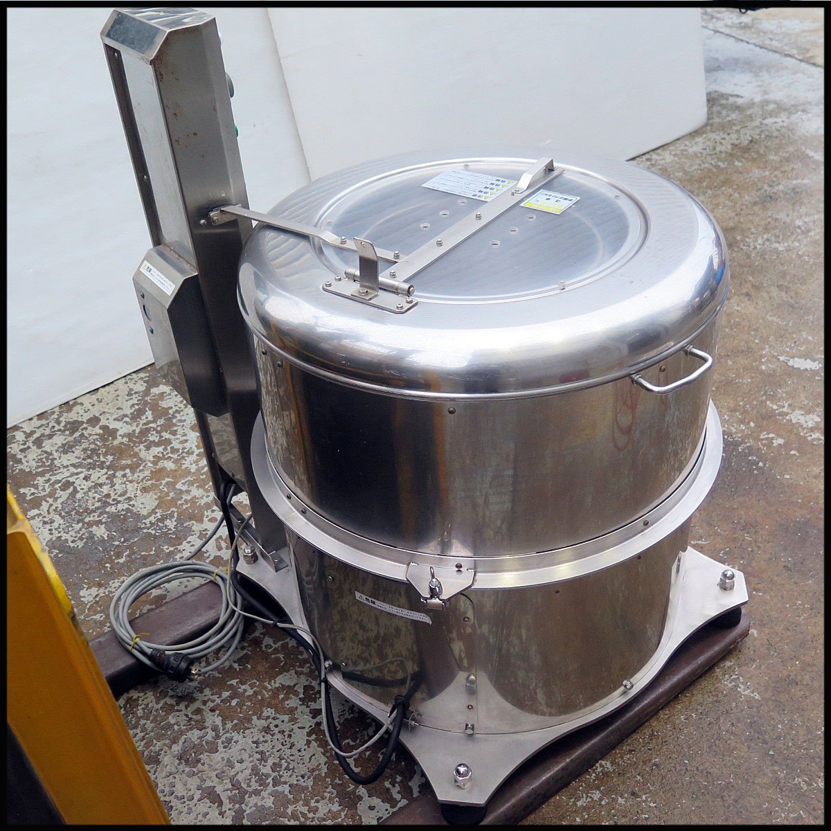 Yahoo!オークション - 2)エムラ販売 食品用 高速脱水機 TDS-22FN Yahoo!オークション - 2)エムラ販売 食品用 高速脱水機 TDS-22FN