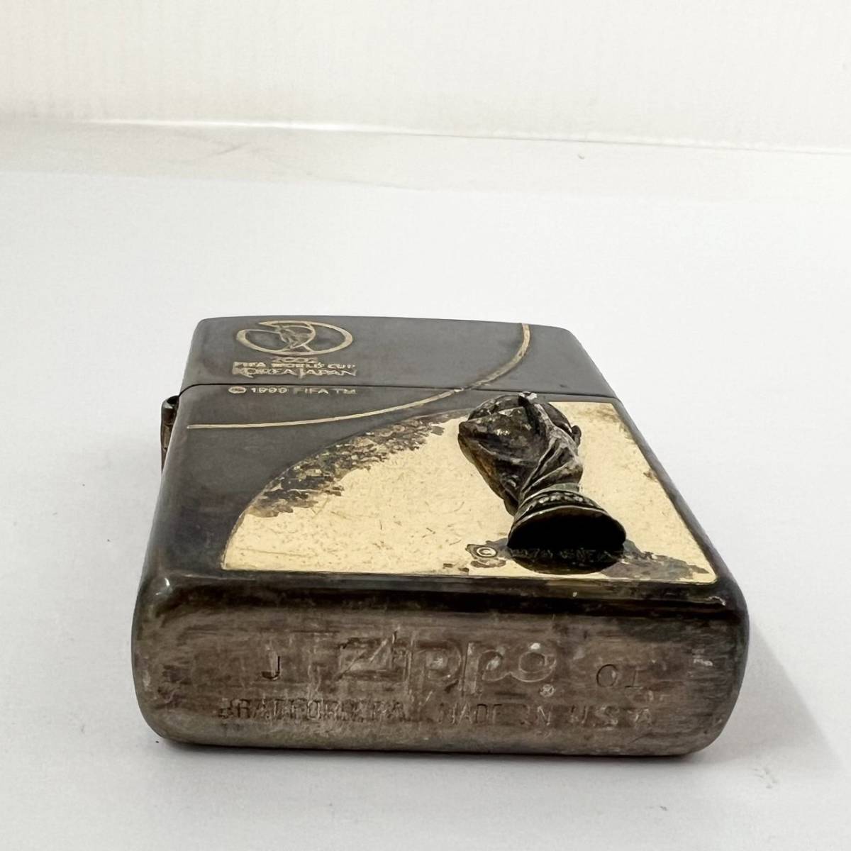 14430/ 2002 FIFA WORLD CUP KOREA JAPAN ZIPPO LIGHTER ジッポー ライター ゴールド 喫煙具_画像3