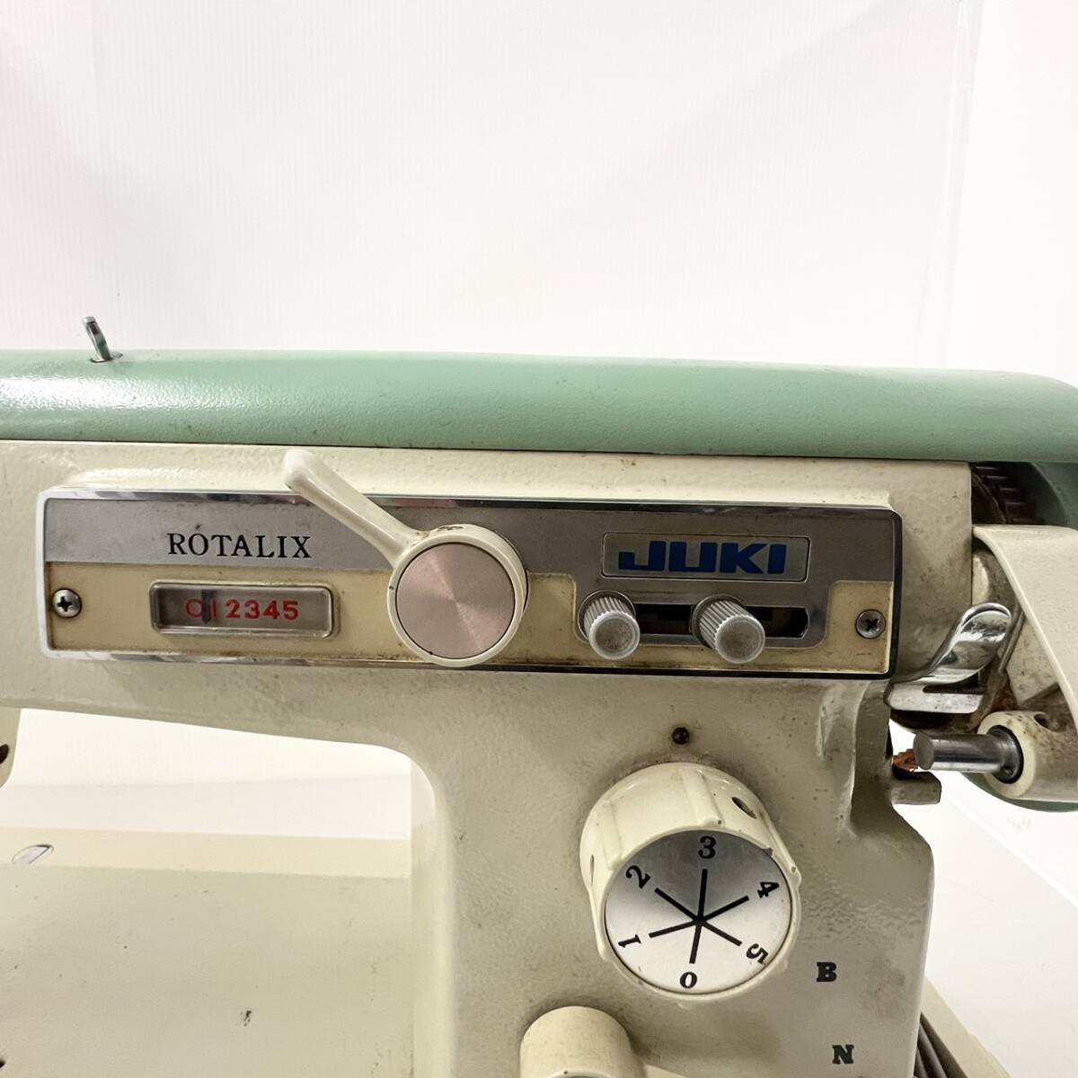 n208/【通電確認済み】JUKI HZ-251 ジューキ ミシン 刺繍機 裁縫 手芸 ハンドクラフト 手工芸_画像7