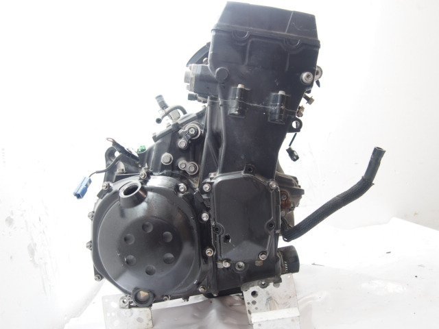 ZZR1400エンジン シリンダー ピストン クランクケース ミッションOK ZXT40AE ZXT40A ZX-14 ZX-14R_画像1