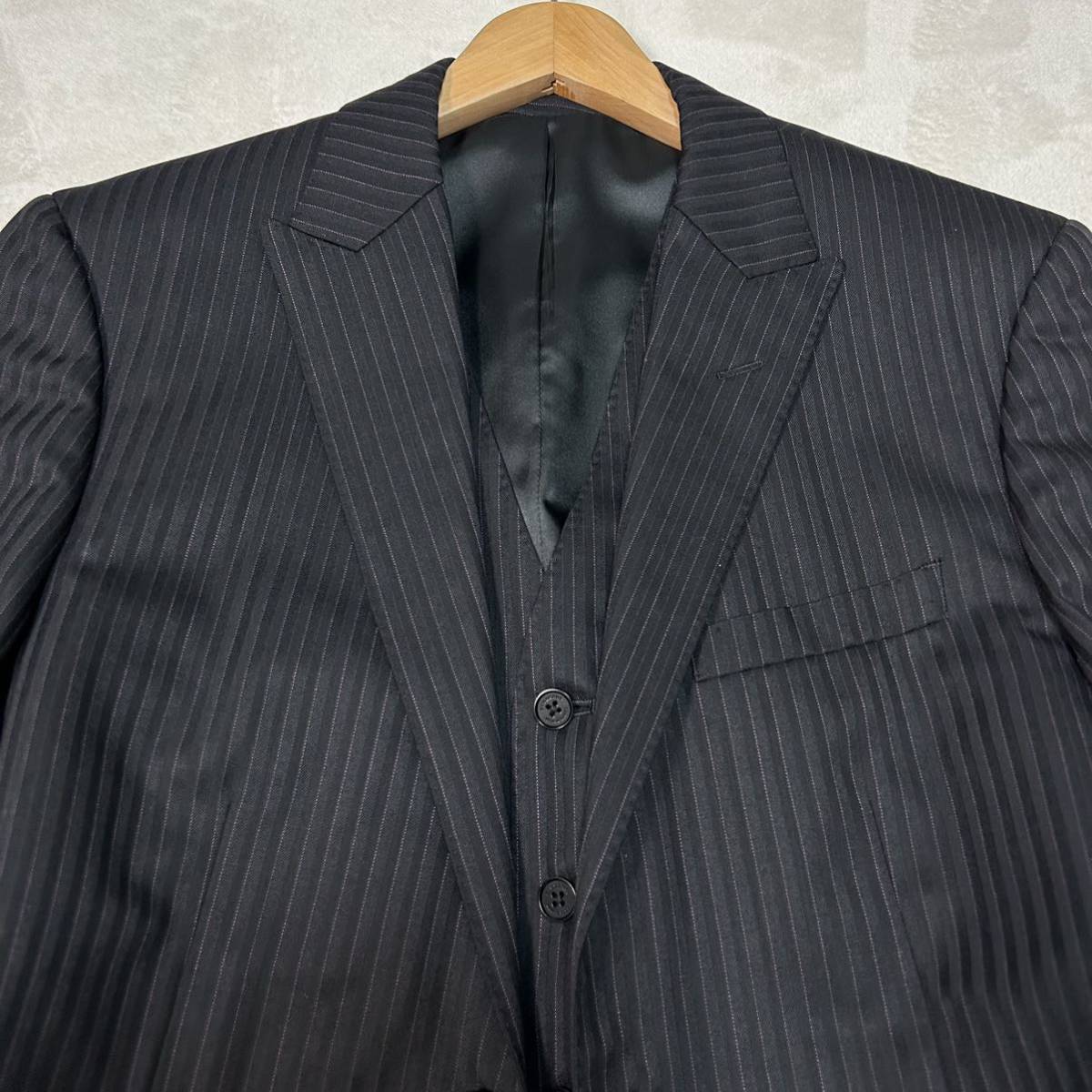 極美品●バーバリーブラックレーベル Super100's スリーピース 3P セットアップ スーツ 黒 38R ジャケット パンツ BURBERRY BLACK LABEL_画像4