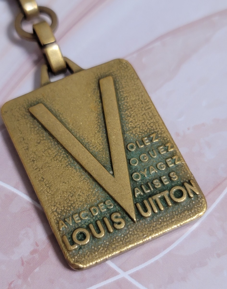 LOUIS VUITTON】ルイヴィトン キーホルダー キーリング チャーム